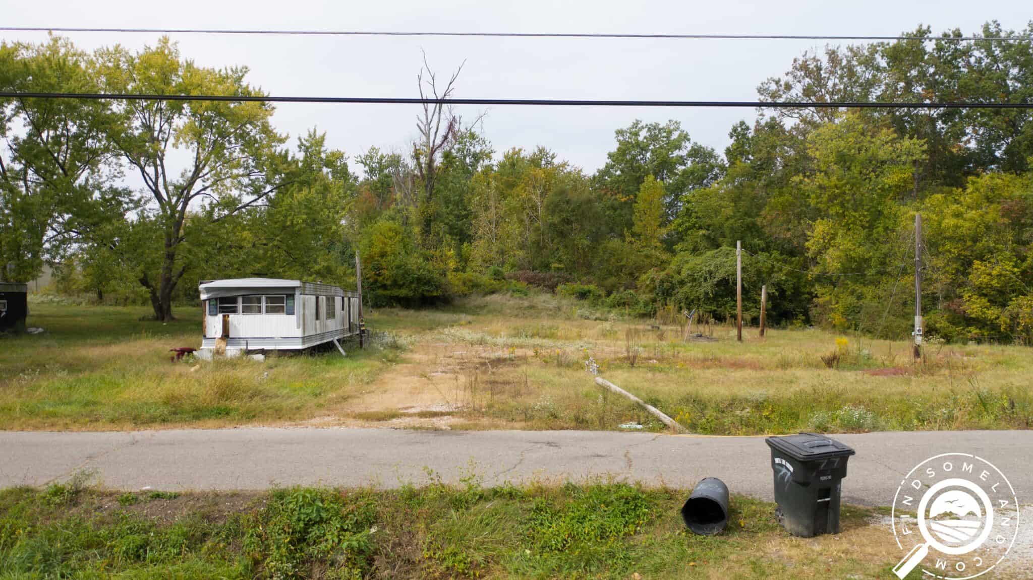 Large building lot with multiple utility hookups! Find Some Land