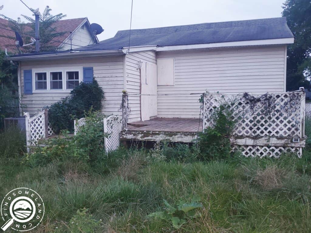 Fixer Upper with Great Potential for Sale in Marion, Indiana! Find